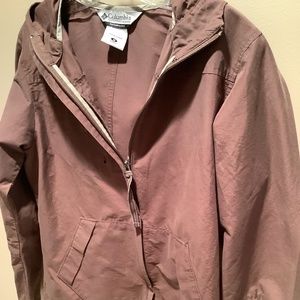Ladies Columbia wind/rain jacket in a mocha color.